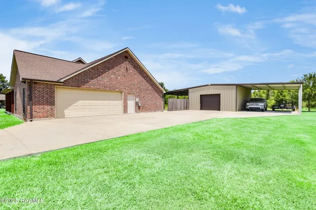 $450,000 | 9475 Grand Prairie Highway, Church Point, LA 70525