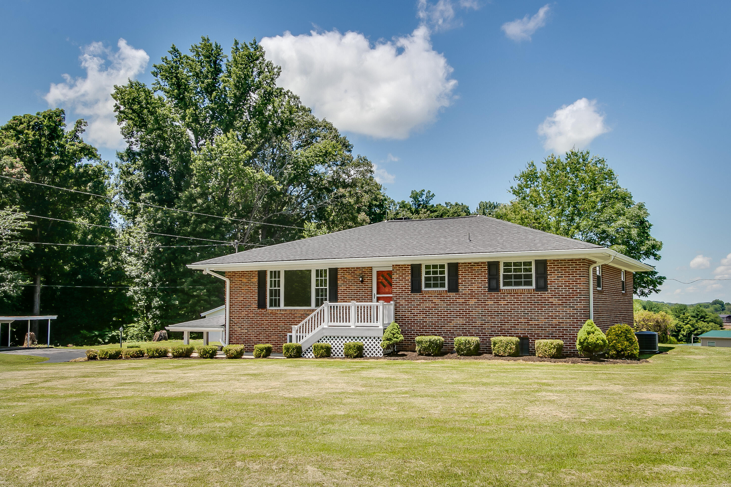 65 Shaw Road Chuckey, TN 37641 - Photo 3 of 41 Shaw Rd-4