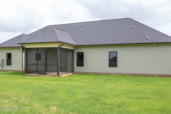 $399,000 | 129 Cedar Lake Lane, Clinton, NC 28328