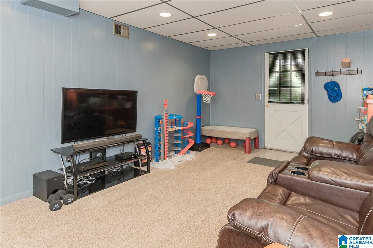 509 Canterbury Road Pelham, AL 35124 - Photo 26 of 37
