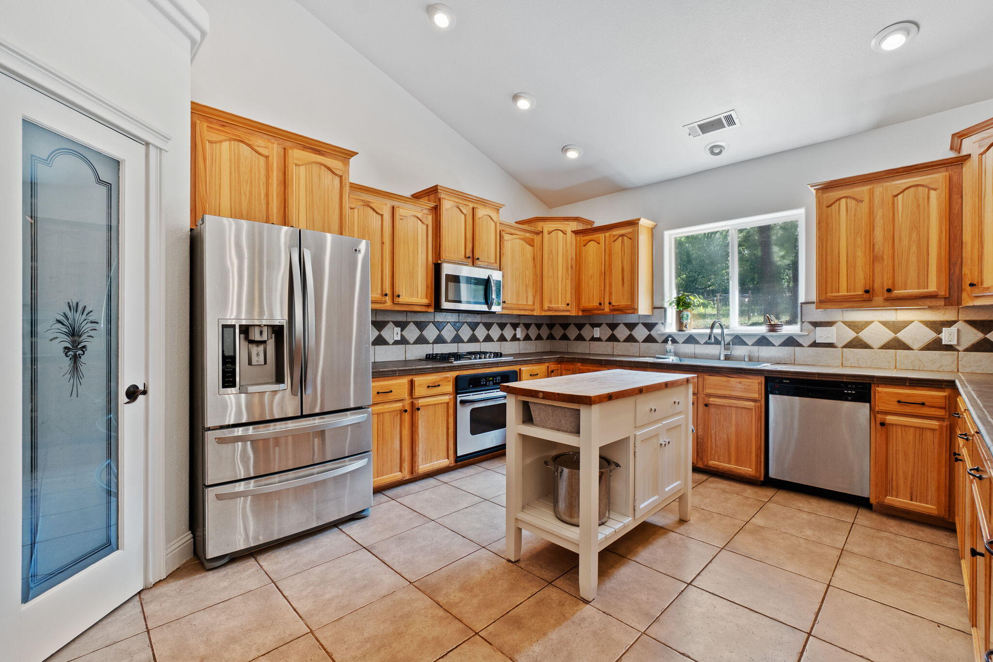 29153 South Cow Creek Road Whitmore, CA 96096 - Photo 25 of 94 17-web-or-mls-BiggerFlow Real Estate Med