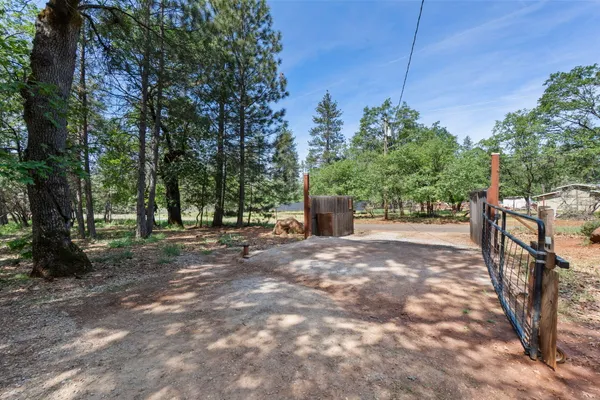 $489,000 | 29153 South Cow Creek Road, Whitmore, CA 96096