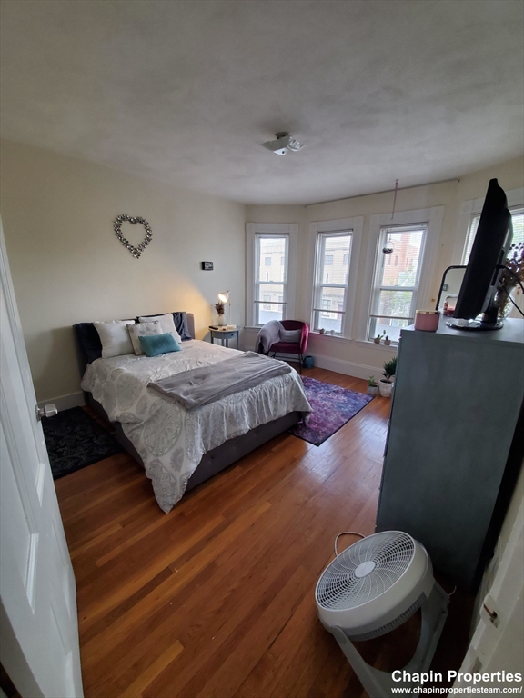 40 Forest Street, Unit 2 Boston, MA 02119 - Photo 7 of 9