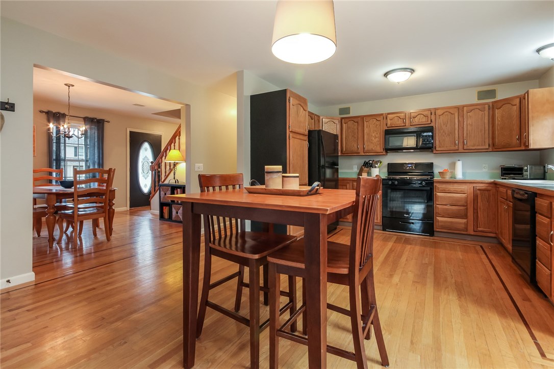 10 Ridge Drive Narragansett, RI 02882 - Photo 14 of 34 Gallery Image 14