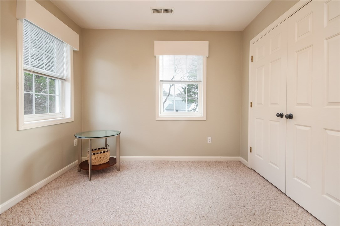 10 Ridge Drive Narragansett, RI 02882 - Photo 28 of 34 Gallery Image 28