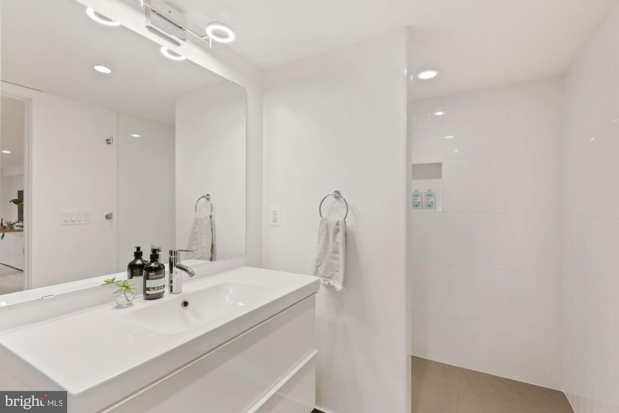 4222 37th Street Northwest Washington, DC 20008 - Photo 36 of 45