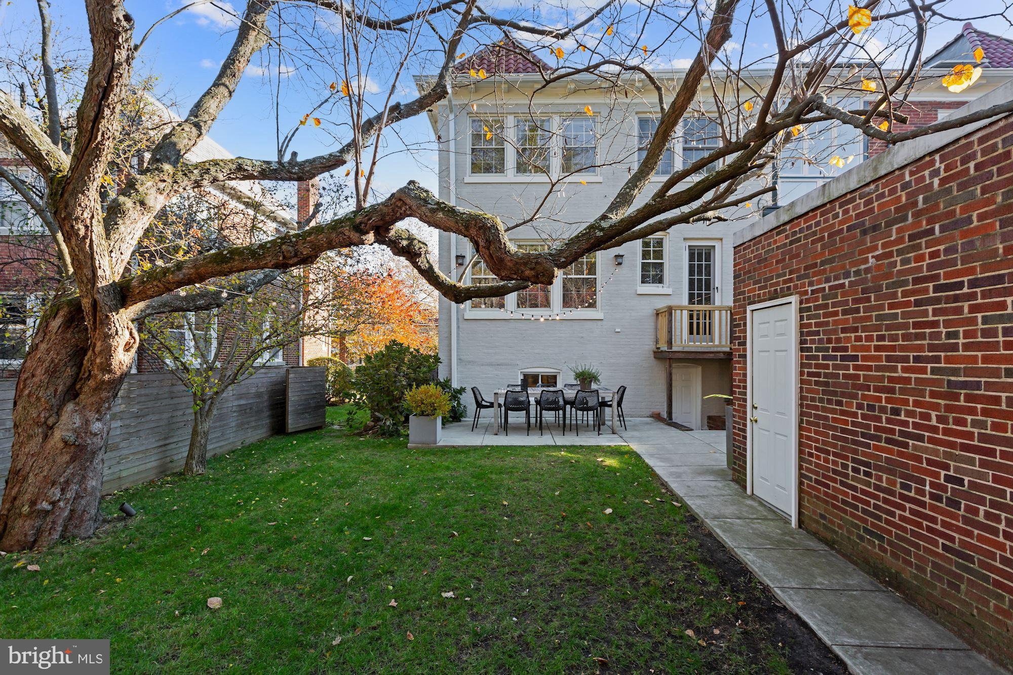 4222 37th Street Northwest Washington, DC 20008 - Photo 40 of 45