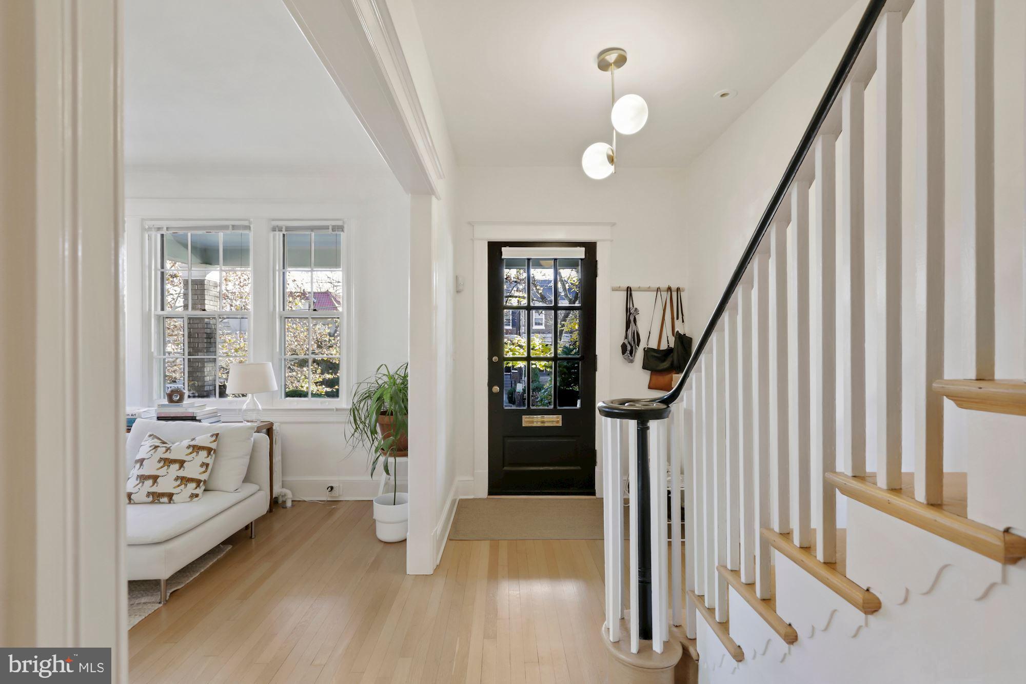 4222 37th Street Northwest Washington, DC 20008 - Photo 6 of 45