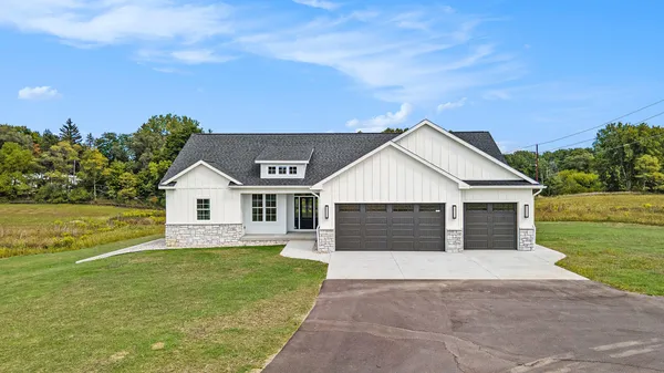 $715,000 | 7960 North Westnedge Avenue, Kalamazoo, MI 49009