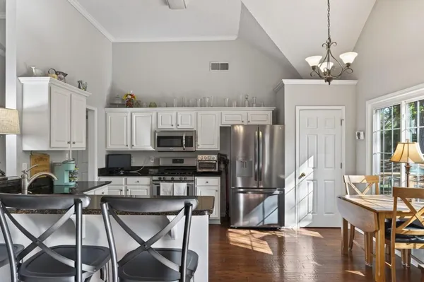 $450,000 | 140 Blue Heron Lane, Alpharetta, GA 30009