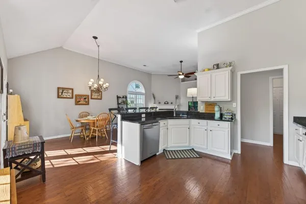 $450,000 | 140 Blue Heron Lane, Alpharetta, GA 30009