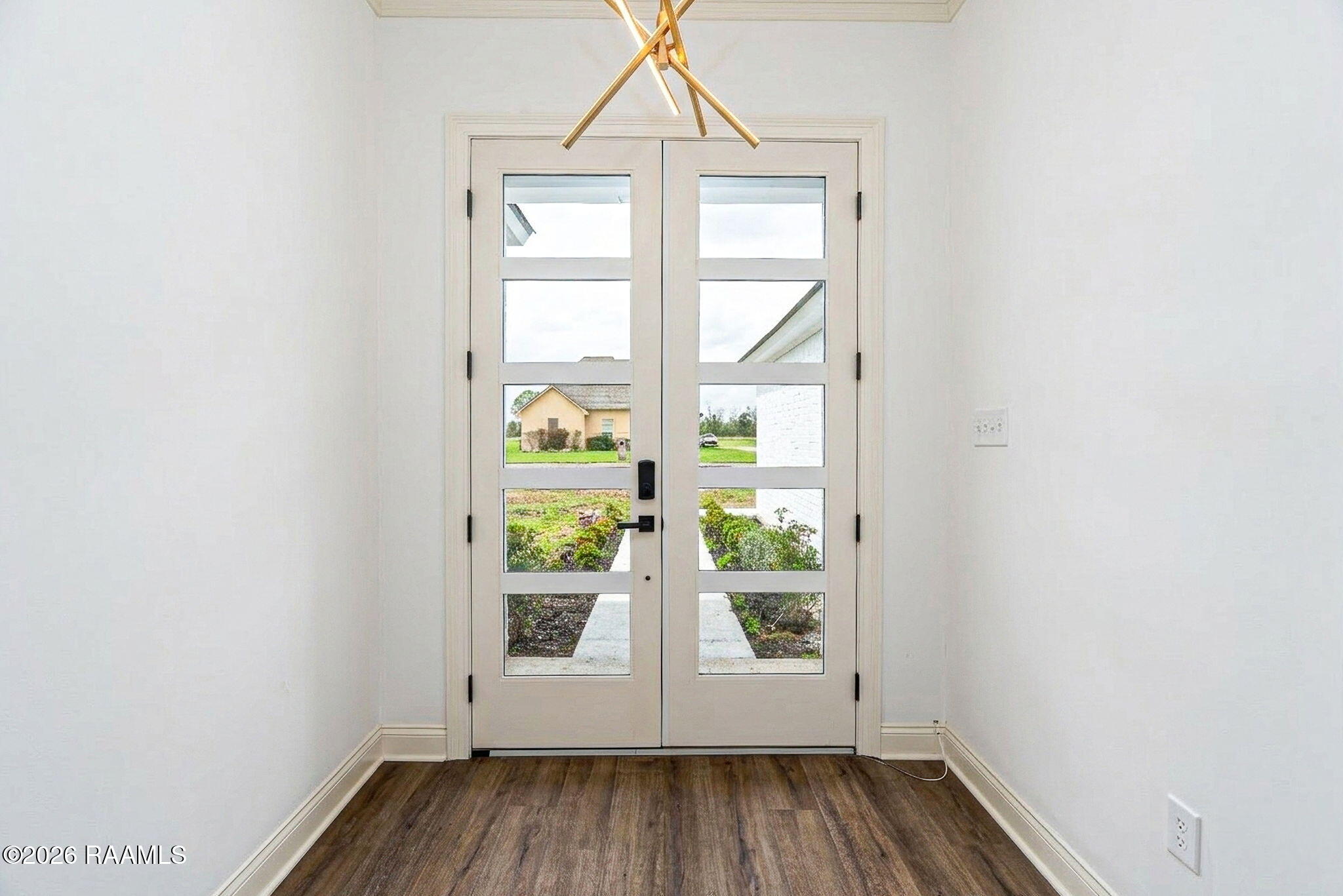 270 Christian Point Road Opelousas, LA 70570 - Photo 3 of 18 16-web-or-mls-16_270_Christian_Point