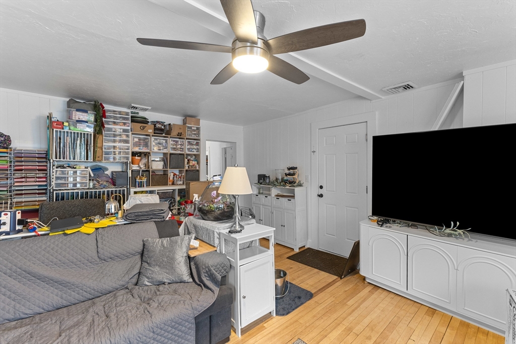 404 High Street Webster, MA 01570 - Photo 19 of 35