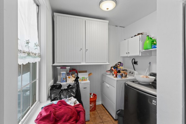 404 High Street Webster, MA 01570 - Photo 33 of 35