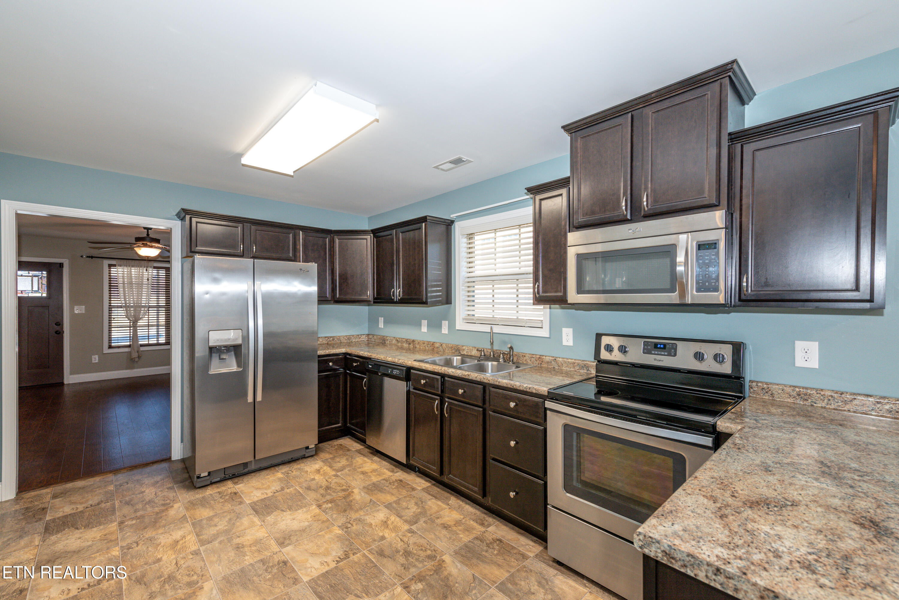 856 Gilbert Street Alcoa, TN 37701 - Photo 17 of 37 DSC_3094