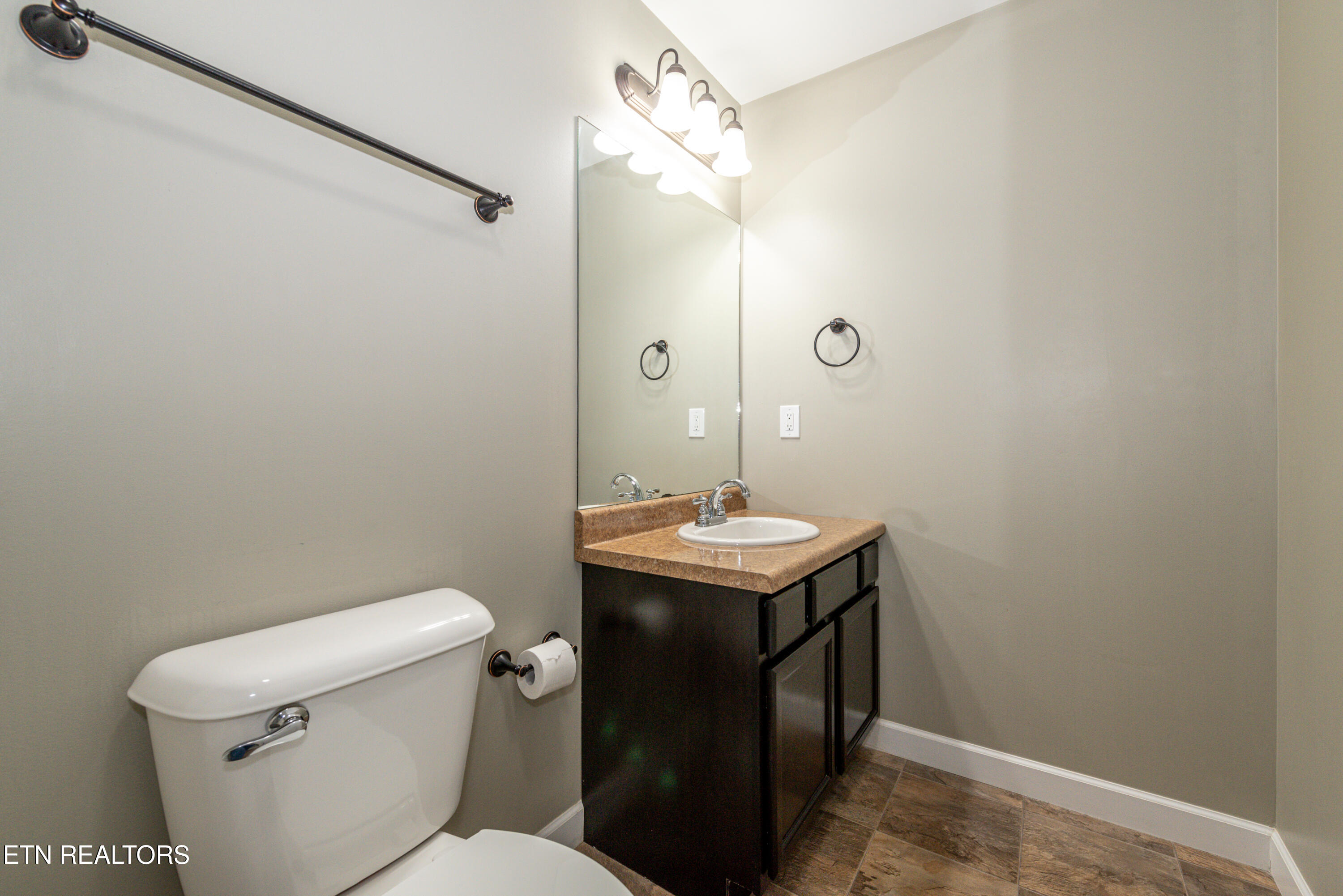 856 Gilbert Street Alcoa, TN 37701 - Photo 24 of 37 DSC_3100