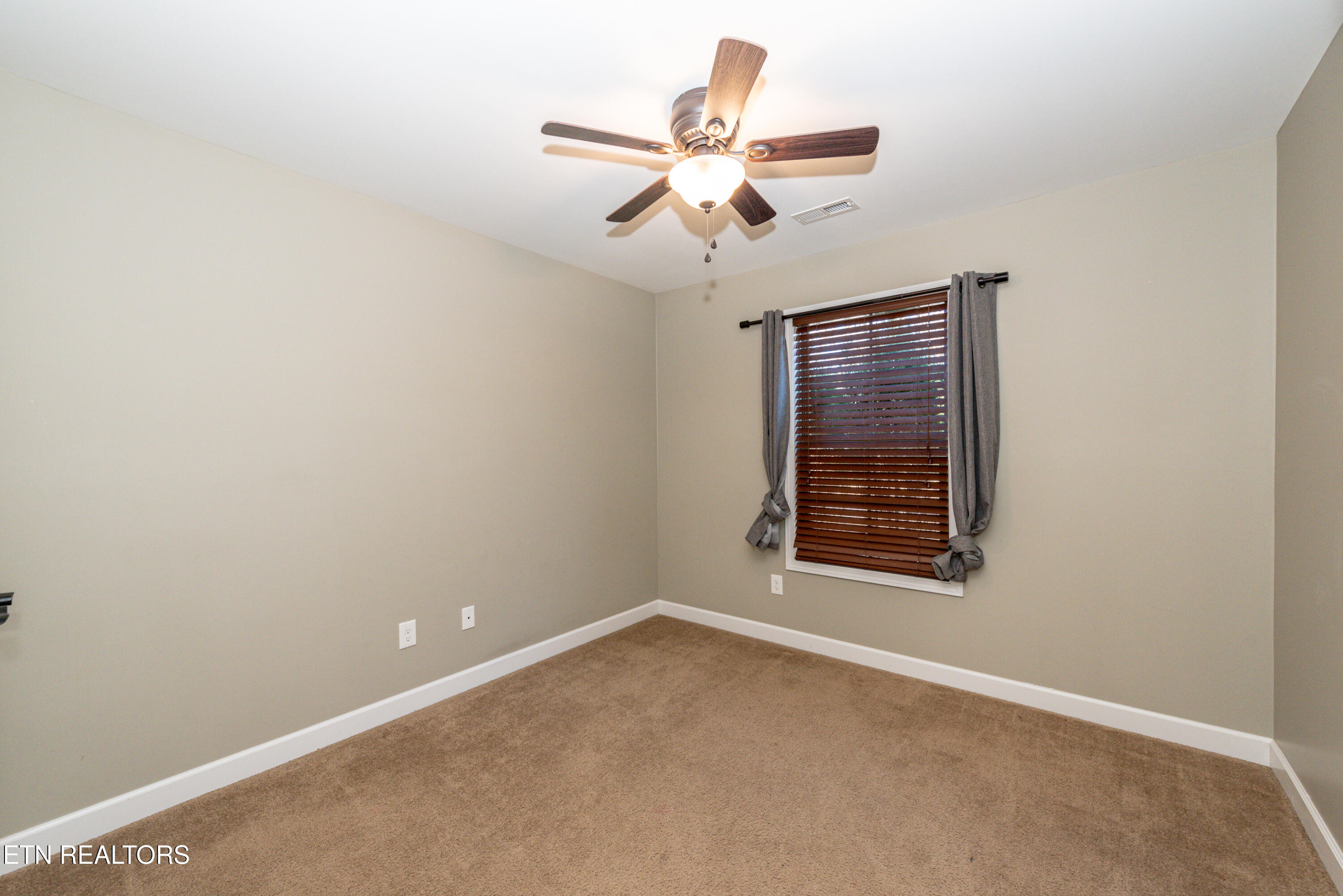 856 Gilbert Street Alcoa, TN 37701 - Photo 30 of 37 DSC_3109