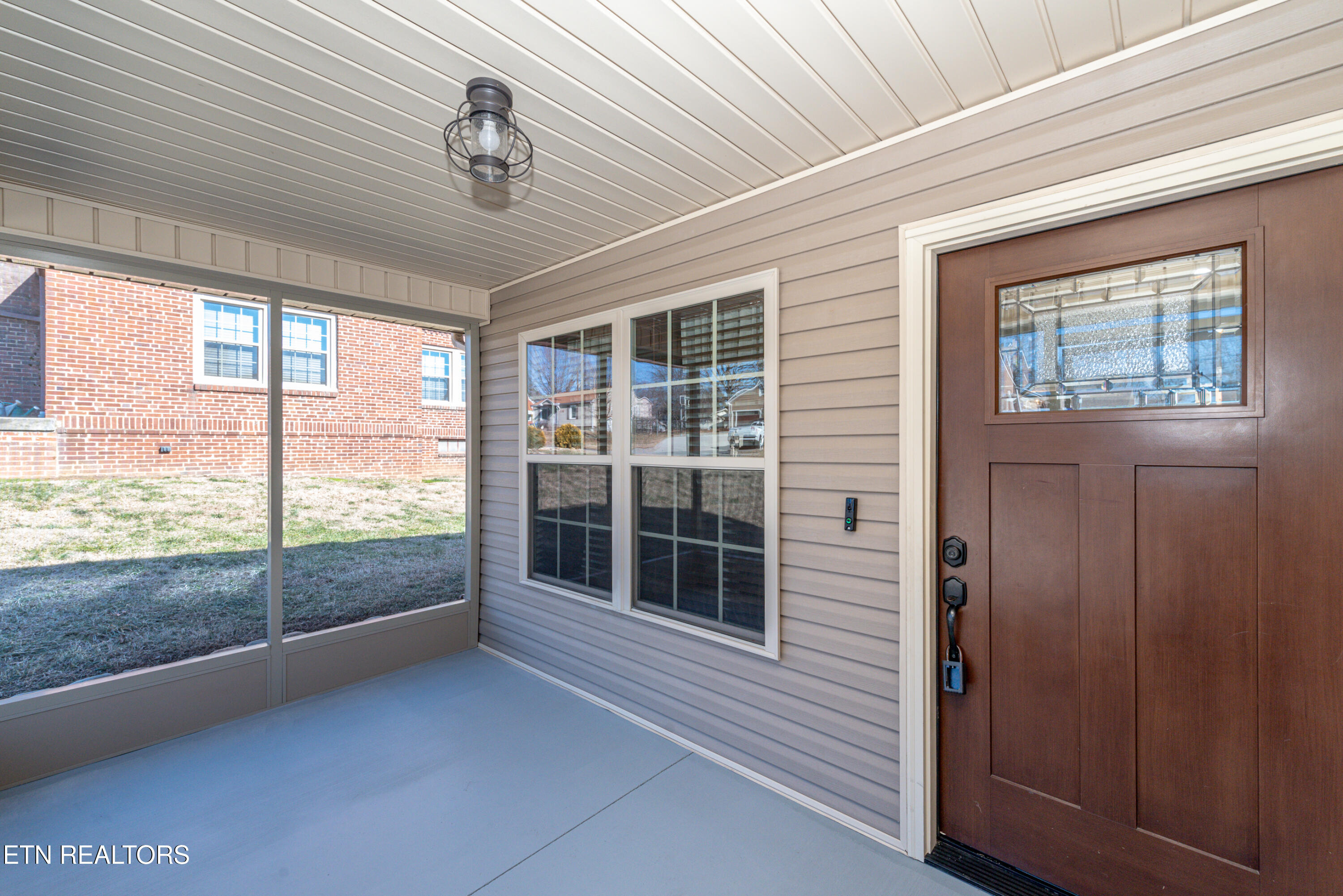 856 Gilbert Street Alcoa, TN 37701 - Photo 4 of 37 DSC_3078