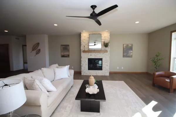 $898,900 | 2034 Highland Way, Yorkville, WI 53177