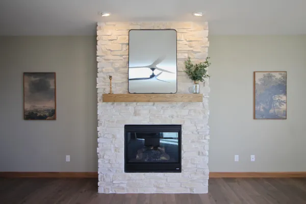 $898,900 | 2034 Highland Way, Yorkville, WI 53177