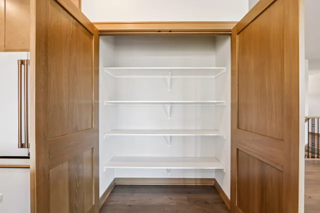 $898,900 | 2034 Highland Way, Yorkville, WI 53177