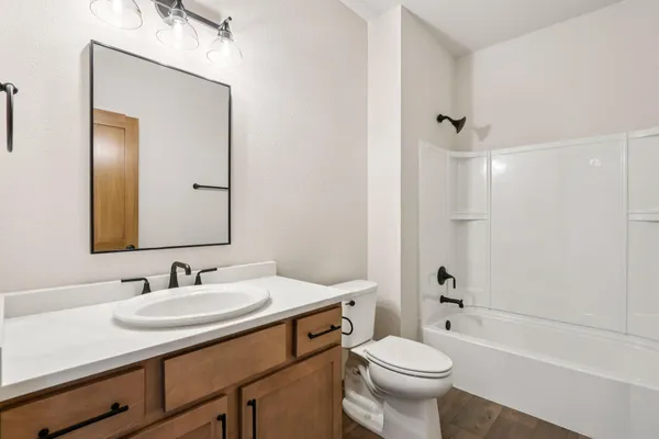 $898,900 | 2034 Highland Way, Yorkville, WI 53177