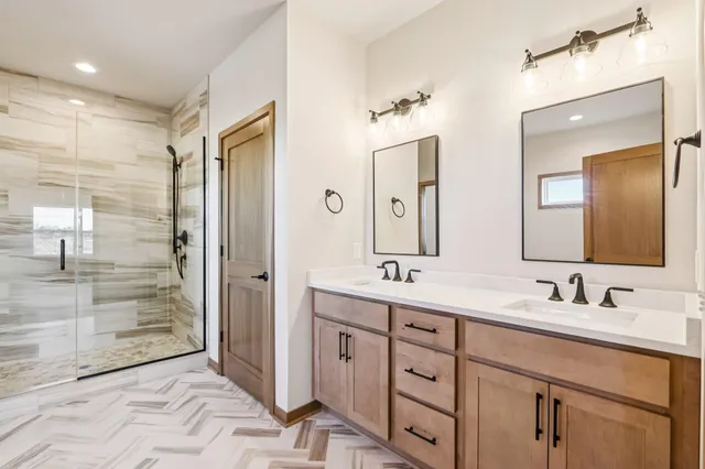 $898,900 | 2034 Highland Way, Yorkville, WI 53177