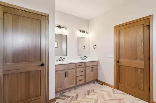 $898,900 | 2034 Highland Way, Yorkville, WI 53177