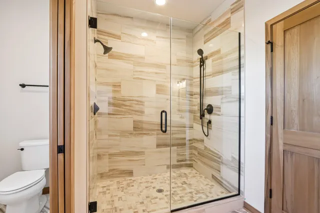 $898,900 | 2034 Highland Way, Yorkville, WI 53177