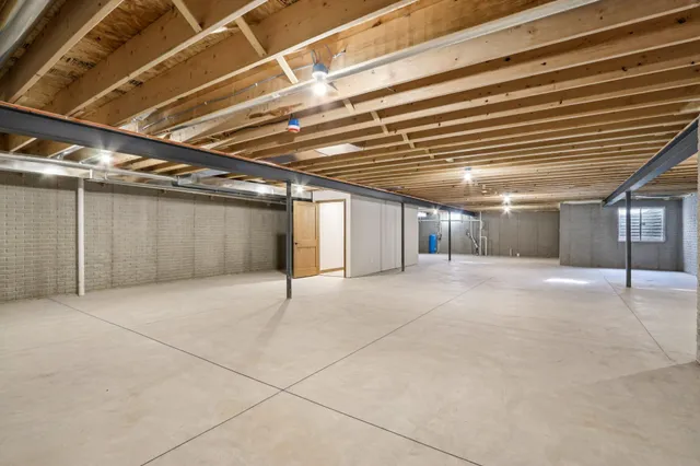 $898,900 | 2034 Highland Way, Yorkville, WI 53177