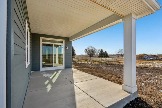 $898,900 | 2034 Highland Way, Yorkville, WI 53177