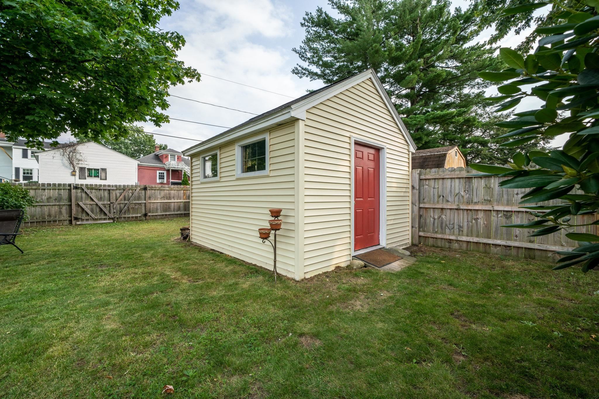 255 Reed Street Manchester, NH 03102 - Photo 36 of 40