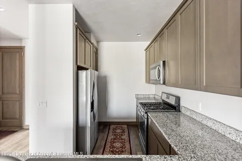 $700,000 | 99 Redstone Drive, New Castle, CO 81647