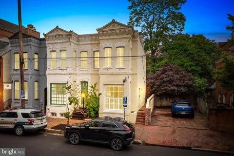 $1,495,000 | 116 South Pitt Street, Alexandria, VA 22314