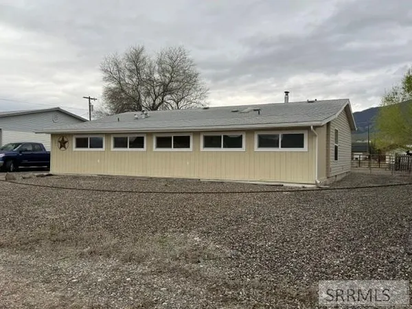 $359,000 | 805 Lemhi Avenue, Salmon, ID 83467