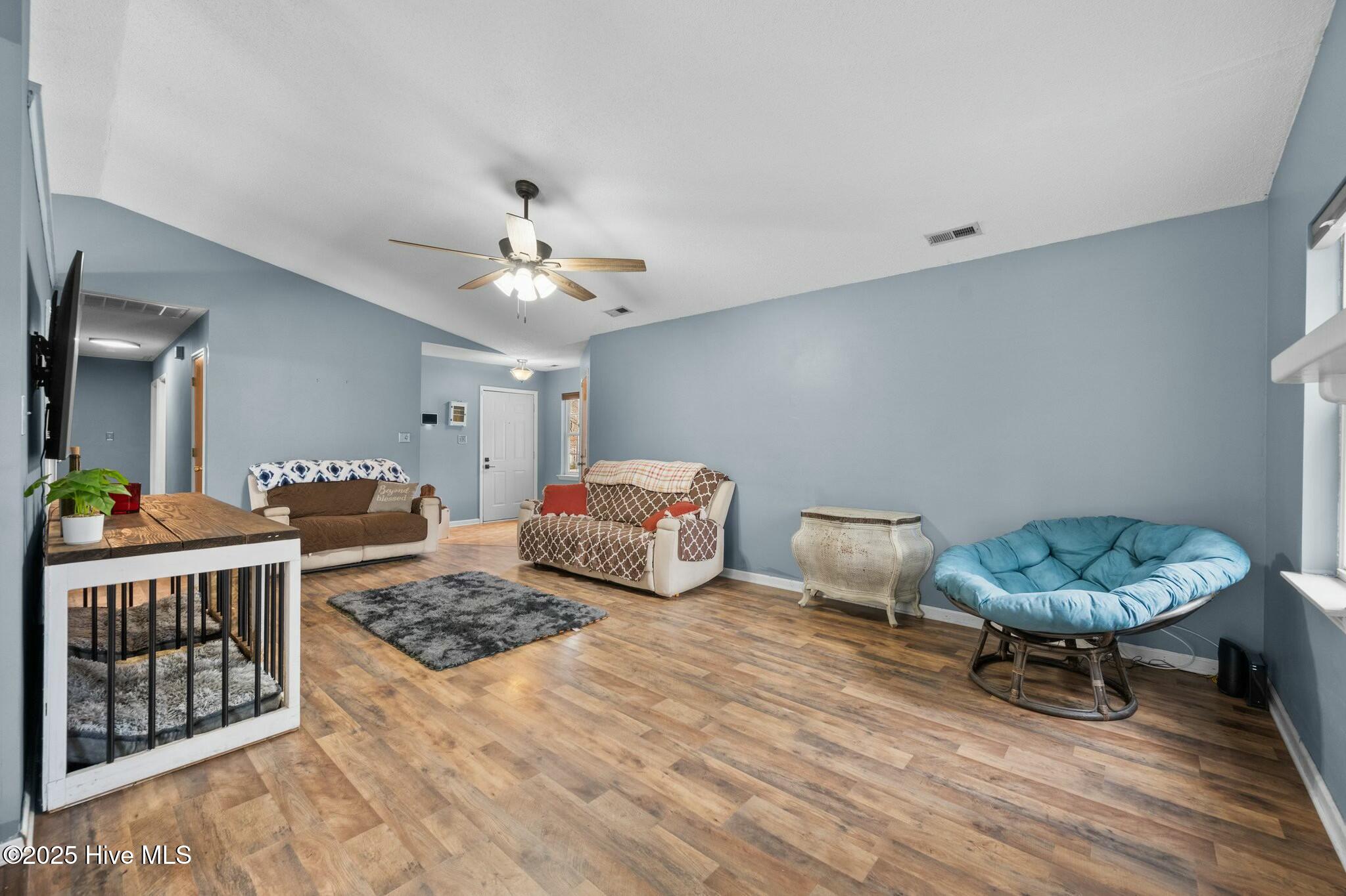 402 Ruddy Court Jacksonville, NC 28540 - Photo 6 of 50 tempImagepe8W9u