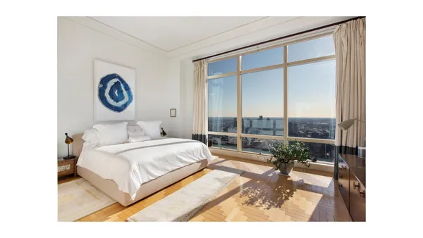 $30,000 | 845 United Nations Plaza, Unit 82B | Midtown East