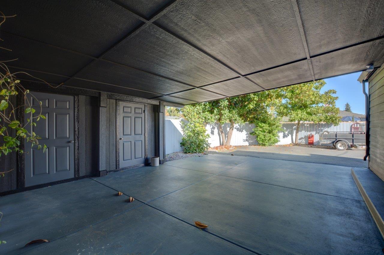 2194 Lower River Road Grants Pass, OR 97526 - Photo 22 of 56 Carport/storage