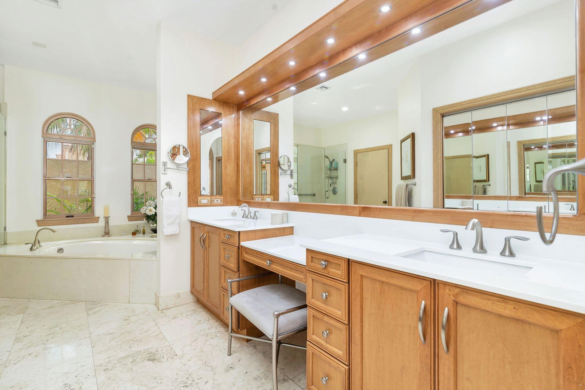 3330 Bridgegate Drive Jupiter, FL 33477 - Photo 20 of 39 20