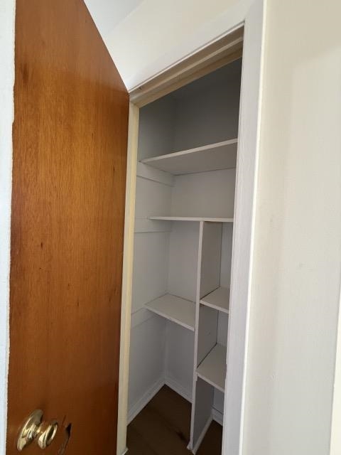 71 Linnet Street, Unit 2 Bayonne, NJ 07002 - Photo 31 of 34