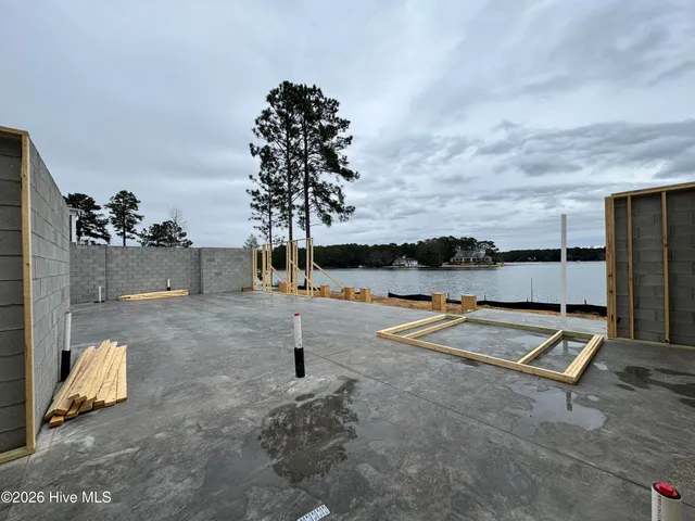 $2,400,000 | 9 Lakeside Court, Pinehurst, NC 28374