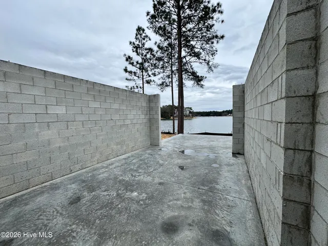 $2,400,000 | 9 Lakeside Court, Pinehurst, NC 28374