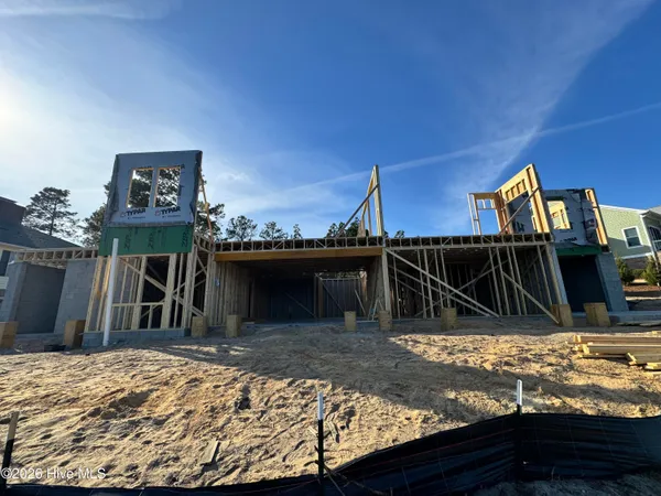 $2,400,000 | 9 Lakeside Court, Pinehurst, NC 28374