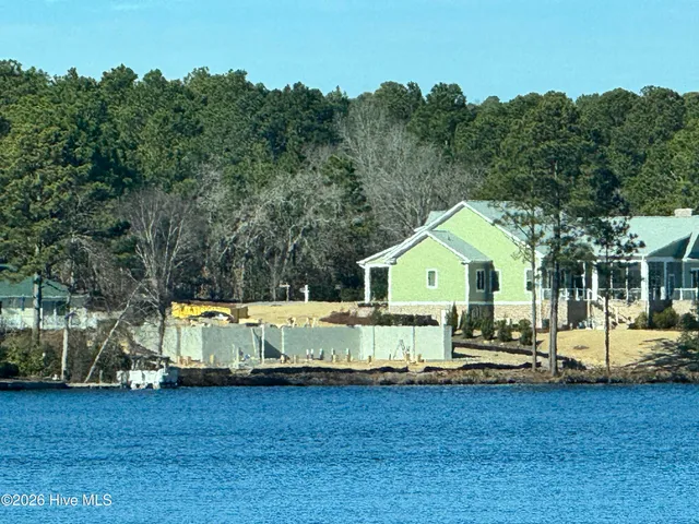 $2,400,000 | 9 Lakeside Court, Pinehurst, NC 28374