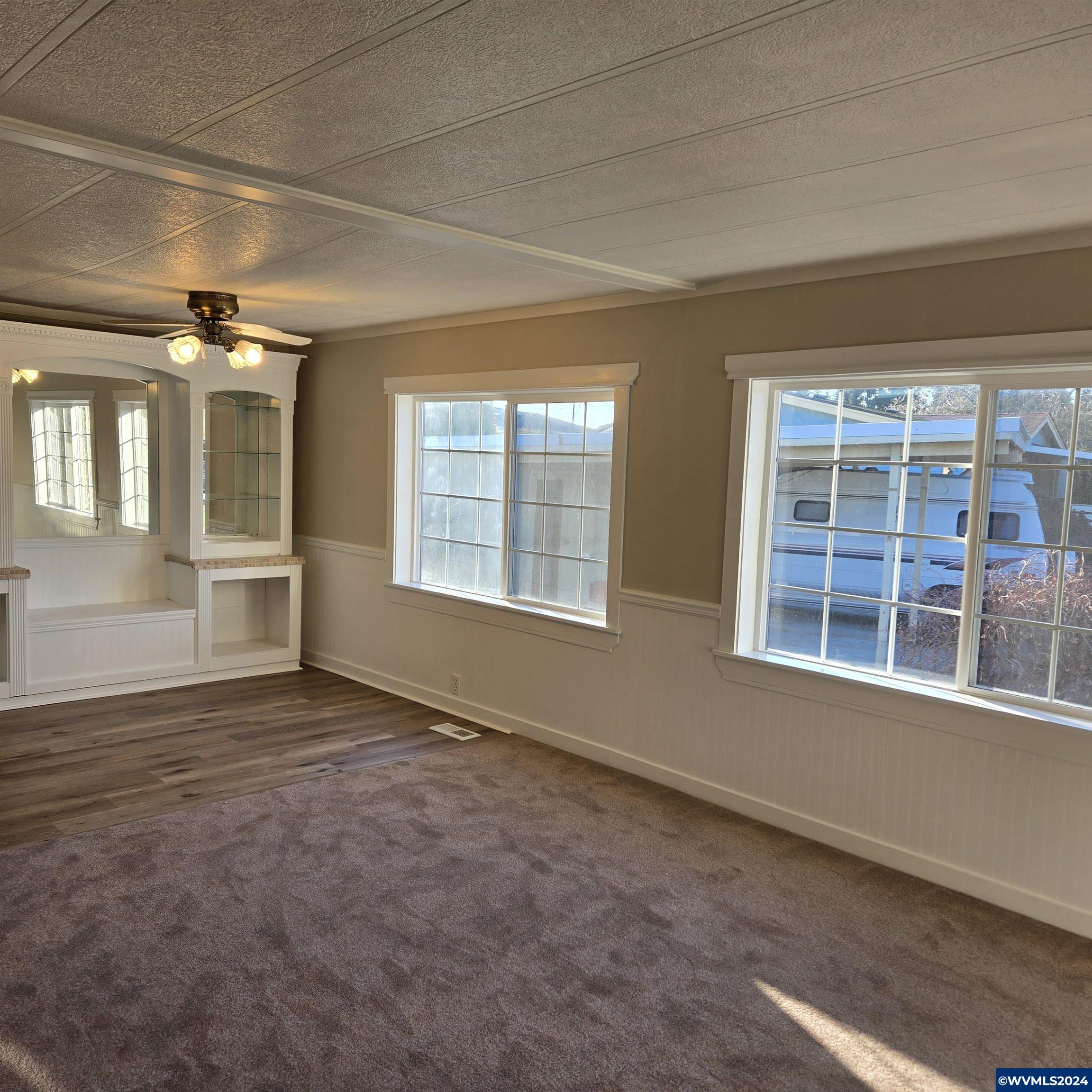 5422 Portland Road Northeast, Unit 83 Salem, OR 97305 - Photo 13 of 23 Gallery Image 13