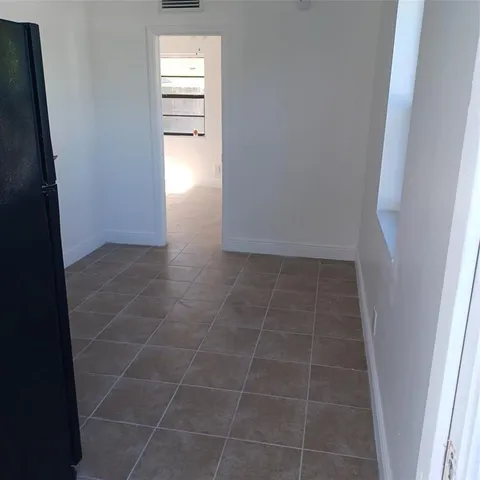 a view of empty room with window