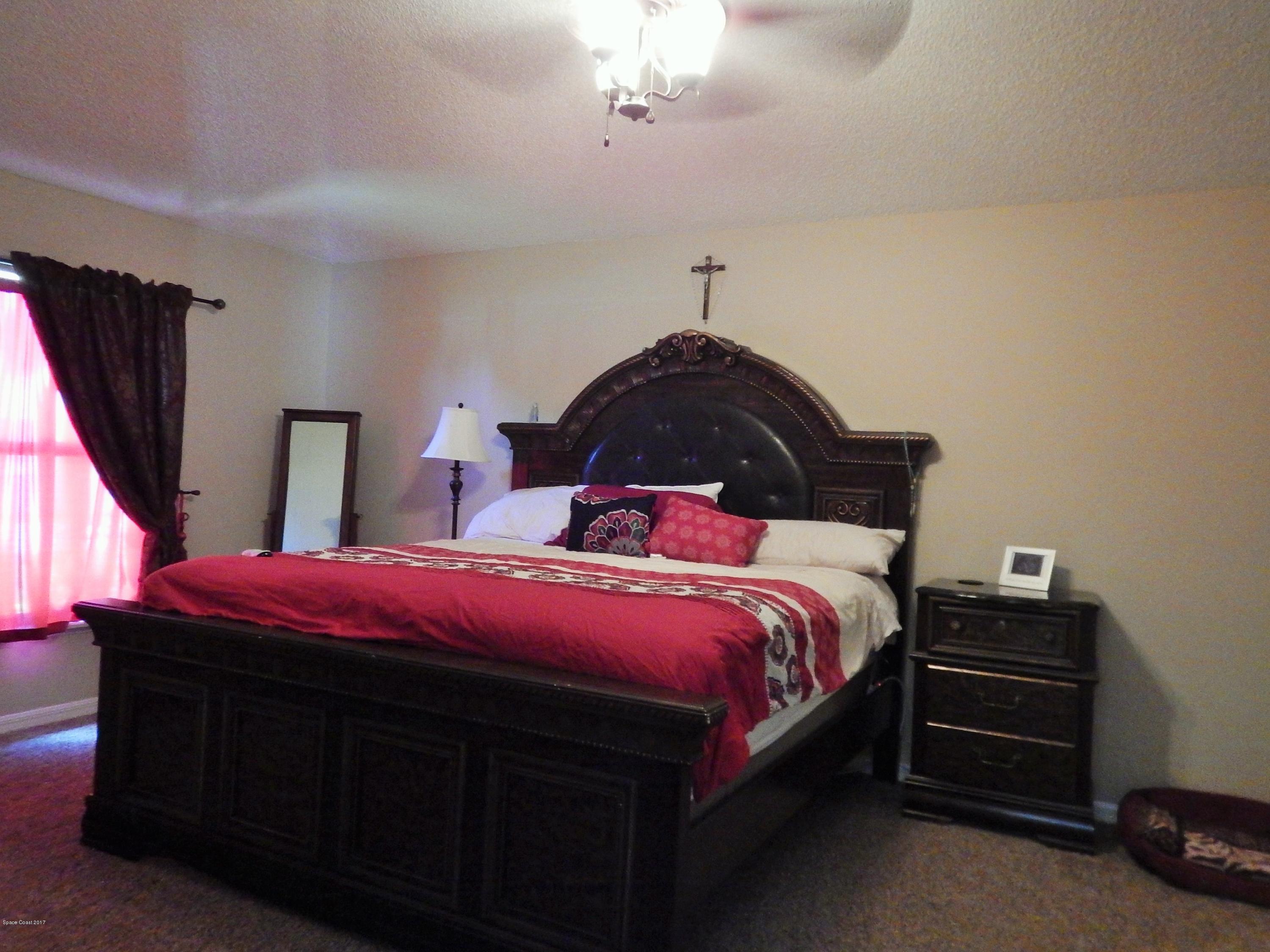 185 Benchor Road Northwest Palm Bay, FL 32907 - Photo 15 of 25 Master Bedroom