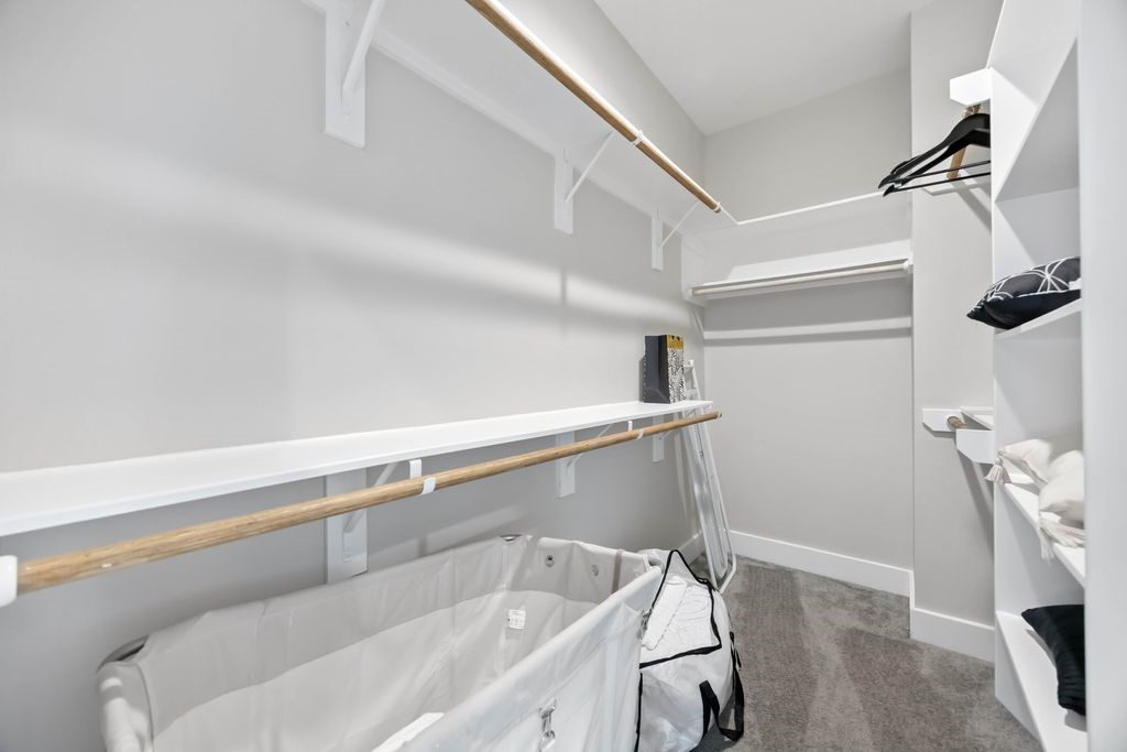 705 Gregg Street Houston, TX 77020 - Photo 23 of 27 a utility room with a washer and dryer