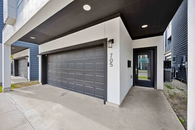 $3,200 | 705 Gregg Street, Houston, TX 77020