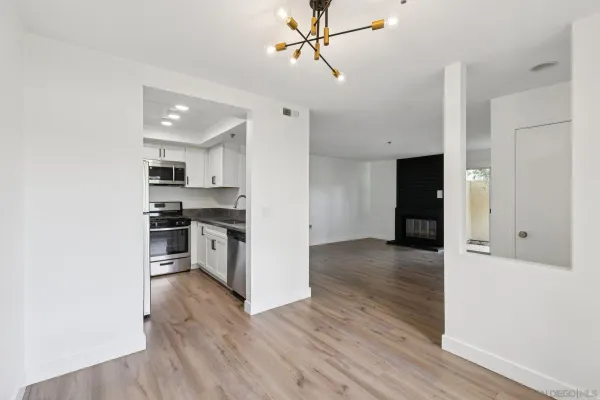 $599,900 | 2077 Lakeridge Circle, Unit 104, Chula Vista, CA 91913